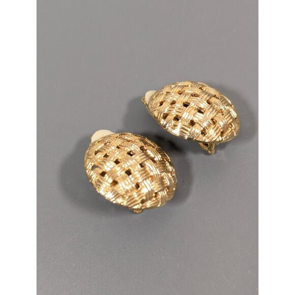 Vintage Basket Weave Dome Earrings Gold Tone Clip On Statement Classic - Picture 6 of 8